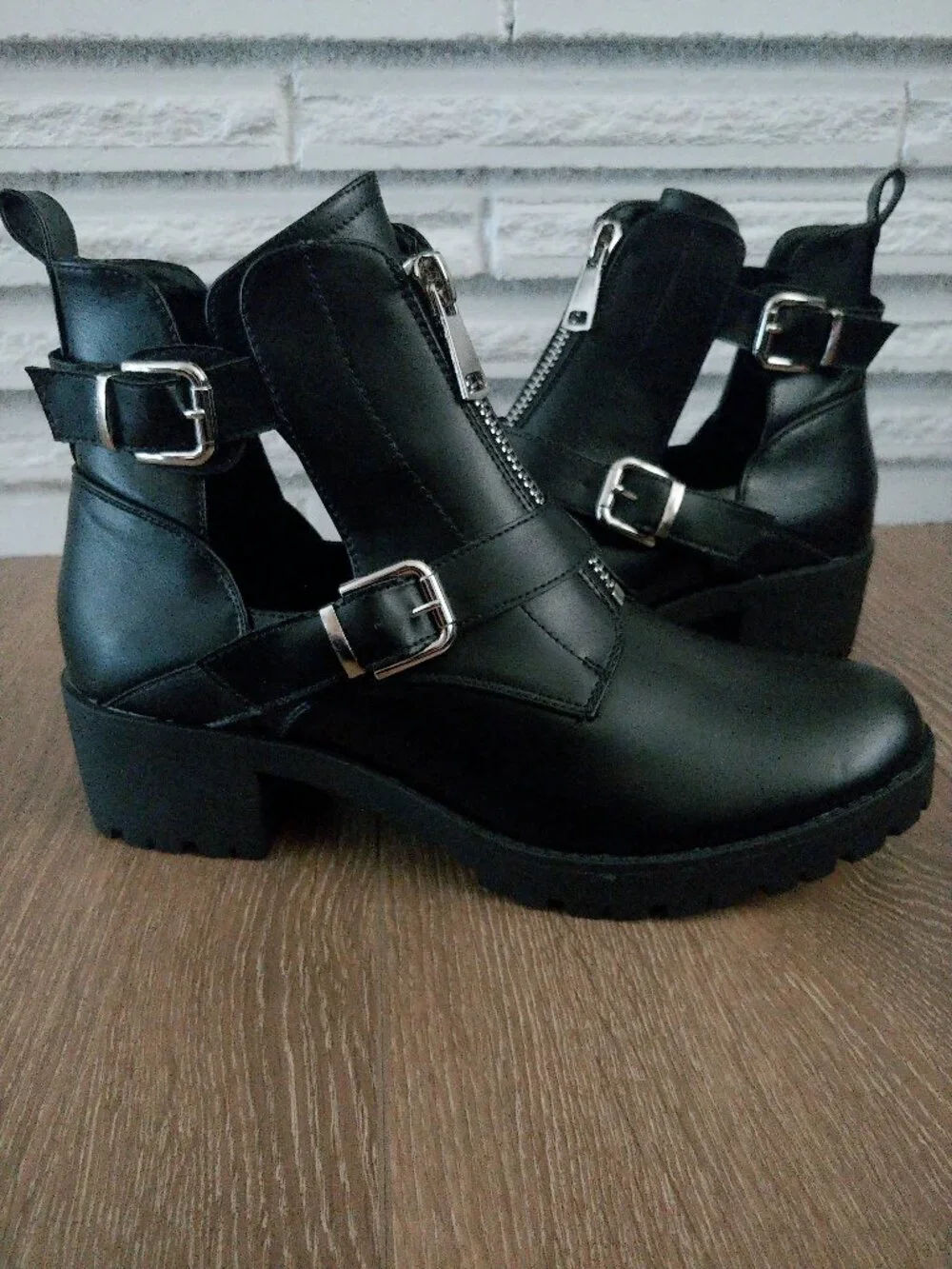 C'M Paris Black Buckle Detail Cut-Out Ankle Boots